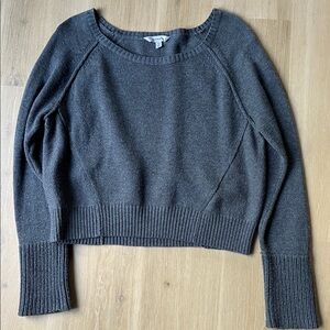 Athleta Charcoal cropped Pullover